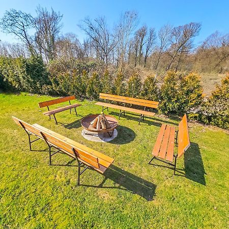 Holiday Home Vegas - House And Garten For Exclusive Use Kolczewo Esterno foto
